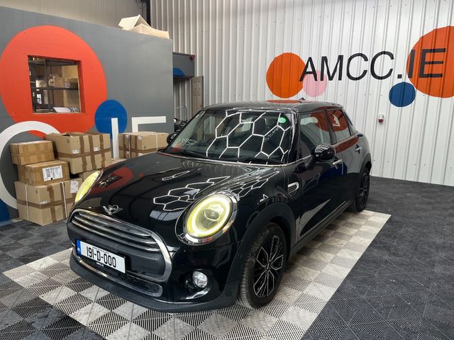 Image for 2019 Mini Cooper 2019 MINI COOPER 1.5 AUTOMATIC / CRUISE CONTROL / PARKING CAMERA AND MORE