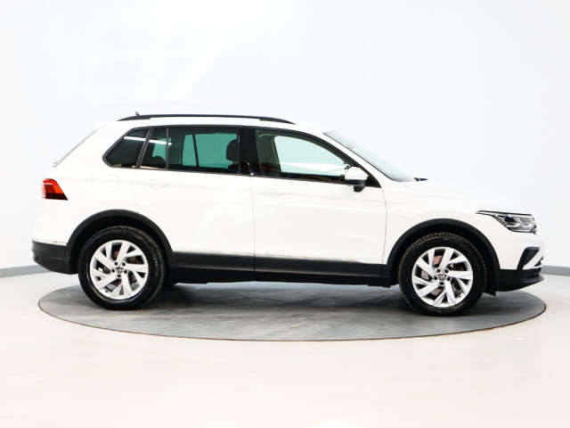 Image for 2022 Volkswagen Tiguan *3* LIFE TSI DSG