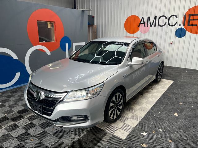 Image for 2016 Honda Accord HONDA ACCORD 2.0 HYBRID / 73k KMs / REVERSE CAMERA , ADAPTIVE CRUISE & MORE