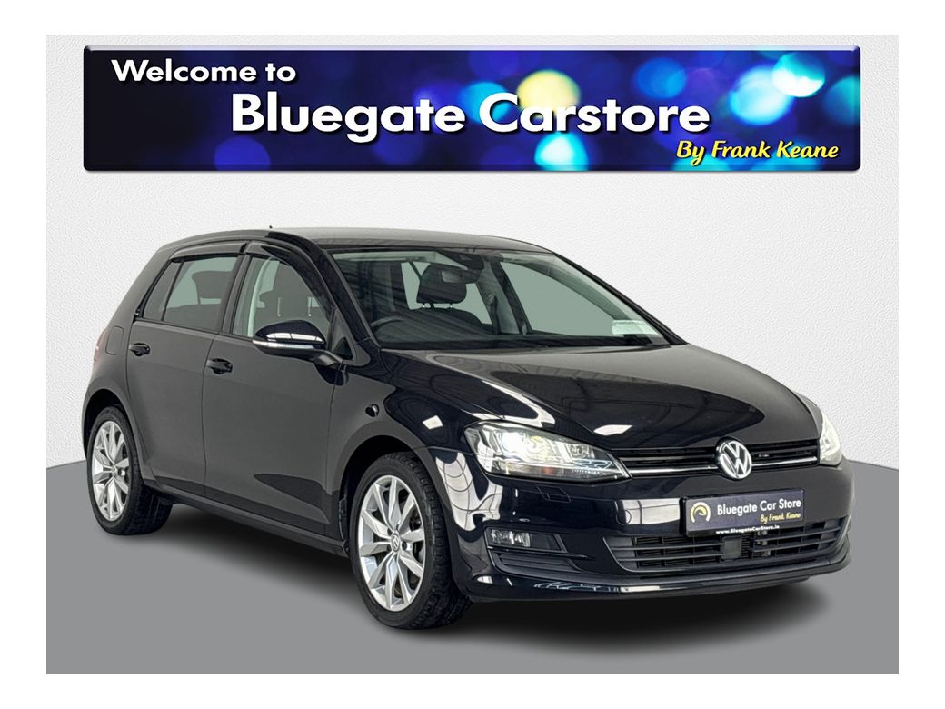 Image for 2017 Volkswagen Golf **COMFORTLINE DSG GEARBOX**KEYLESS START**TOUCH SCREEN MEDIA DISPLAY**REVERSE CAMERA**BLUETOOTH**MULTIFUNCTIONAL STEERING WHEEL**BLACK CLOTH INTERIOR**FINANCE ARRANGED**