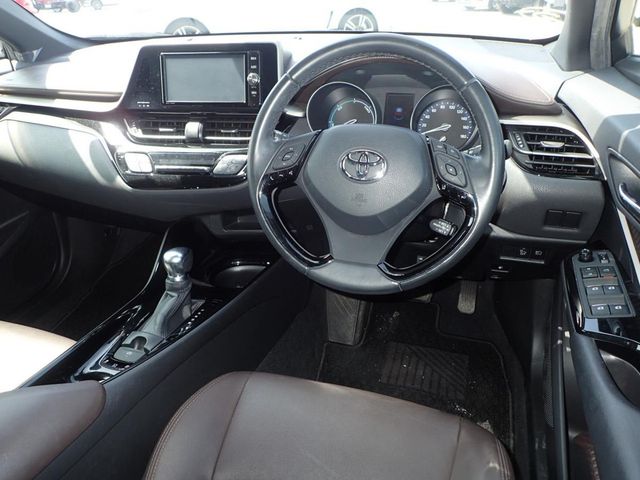 Image for 2017 Toyota C-HR G Spec