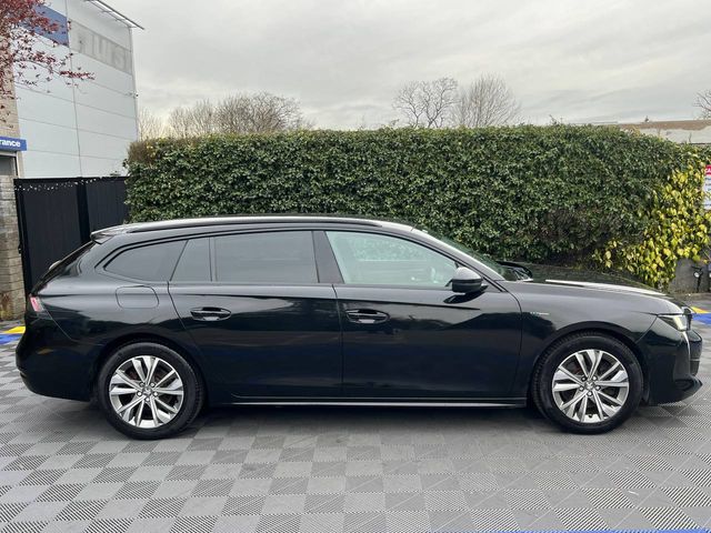 Image for 2022 Peugeot 508 ALLURE PREMIUM ESTATE 1.6 HYBRID AUTO // 17" DIAMOND CUT ALLOYS // PARKING SENSORS FRONT & REAR // SAT NAV // APPLE CARPLAY/ANDROID AUTO 