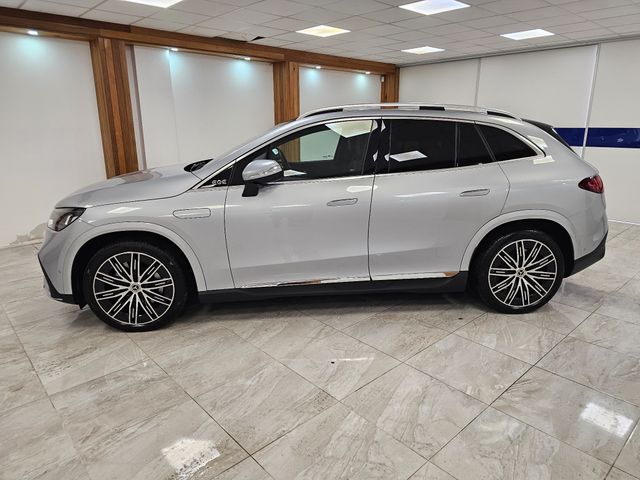 Image for 2026 Mercedes-Benz EQE SUV SLIDING ROOF