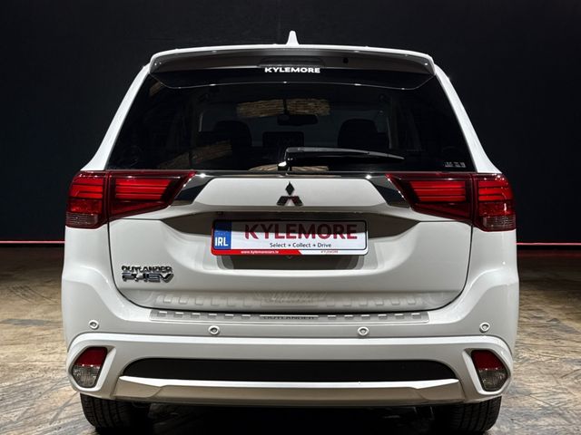 Image for 2018 Mitsubishi Outlander PHEV PLUG IN HYBRID SUV - BLACK HALF LEATHER - FACTORY ALLOYS
