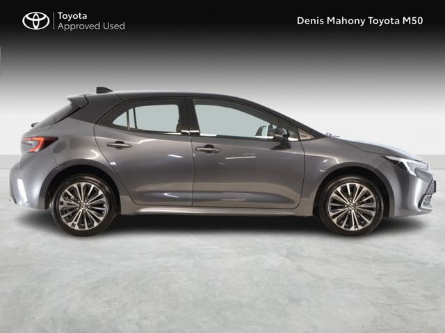 Image for 2025 Toyota Corolla Hybrid Luna Sport Auto