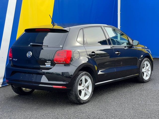 Image for 2016 Volkswagen Polo HIGHLINE 1.2 TSI AUTO // LEATHER/ALCANTARA HEATED SEATS // ADAPTIVE CRUISE CONTROL // DIGITAL CLIMATE CONTROL