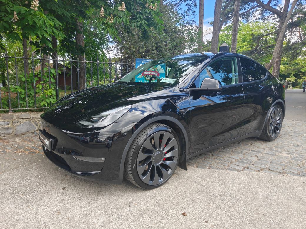 Image for 2024 Tesla Model Y PERFORMANCE AWD RANGE OF 465KLMS **TESLA WARRANTY**