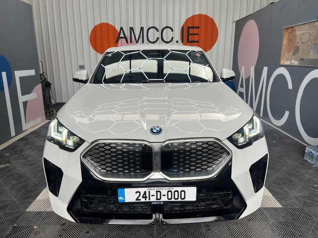 Image for 2024 BMW iX2 2024 BMW Ix2 4WD XDRIVE 30 M-SPORT AUTOMATIC / CRUISE CONTROL / PARKINNG CAMERA / ELECTRIC MEMORY & HEATED SEATS / AMBIENT LIGHTS / PADDLE SHIFTERS AND MORE