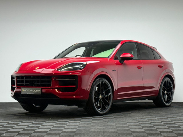 Image for 2024 Porsche Cayenne COUPE 3.0 V6 E-HYBRID
