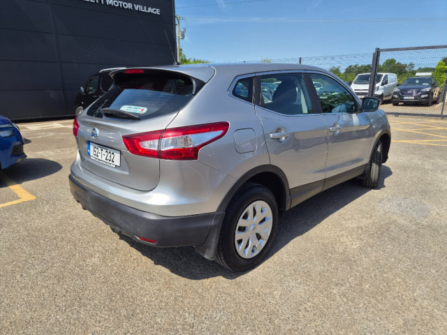 Image for 2015 Nissan Qashqai 1.6 DSL XE 4X4 5DR