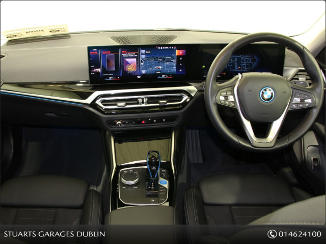 Image for 2022 BMW i4 I4 eDrive 40 SPORT ALPINE WHITE WITH HALF BLACK LEATHER SPORT SEATS, 18” ALLOYS, REVERSING CAMERA, POWER BOOT, FOLDING MIRRORS, HEATED SEATS