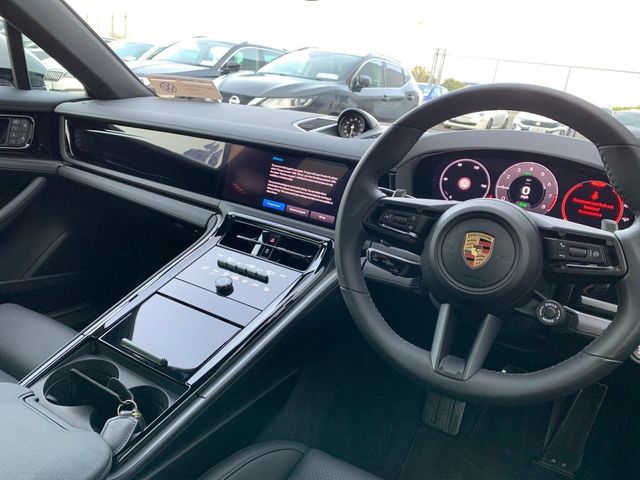 Image for 2024 Porsche Panamera 4 3.0 V6 E-HYBRID 463HP AUTO