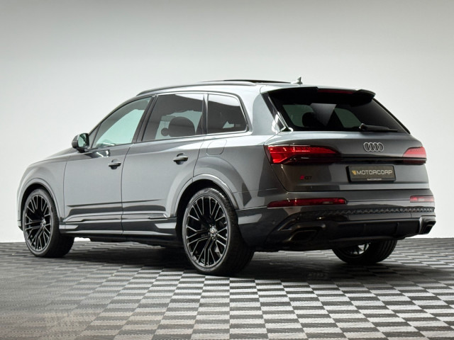Image for 2024 Audi Q7 55 TFSI E S LINE *PAN ROOF*
