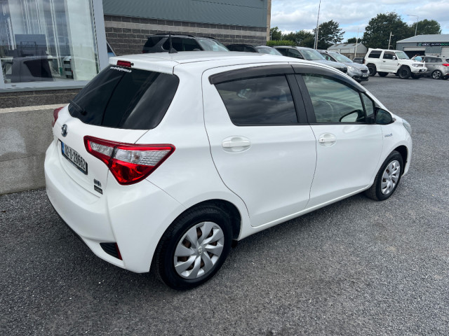 Image for 2018 Toyota Yaris YARIS VITZ 1.5 PETROL HYBRID 130 5DR AUTO*QUALITY ASSURED USED CARS*SIMI APPROVED*GREAT RATE FINANCE AVAILABLE*WELCOME TO DAVID QUIGLEY AUTOS*