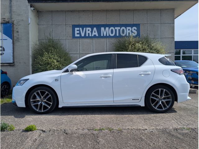 Image for 2017 Lexus CT 200h F-SPORT AUTOMATIC HYBRID 1.8 PETROL //FULL LEATHER HEATED SEATS//REVERSE CAMERA//KEYLESS ENTRY//ADAPTIVE CRUISE CONTROL//