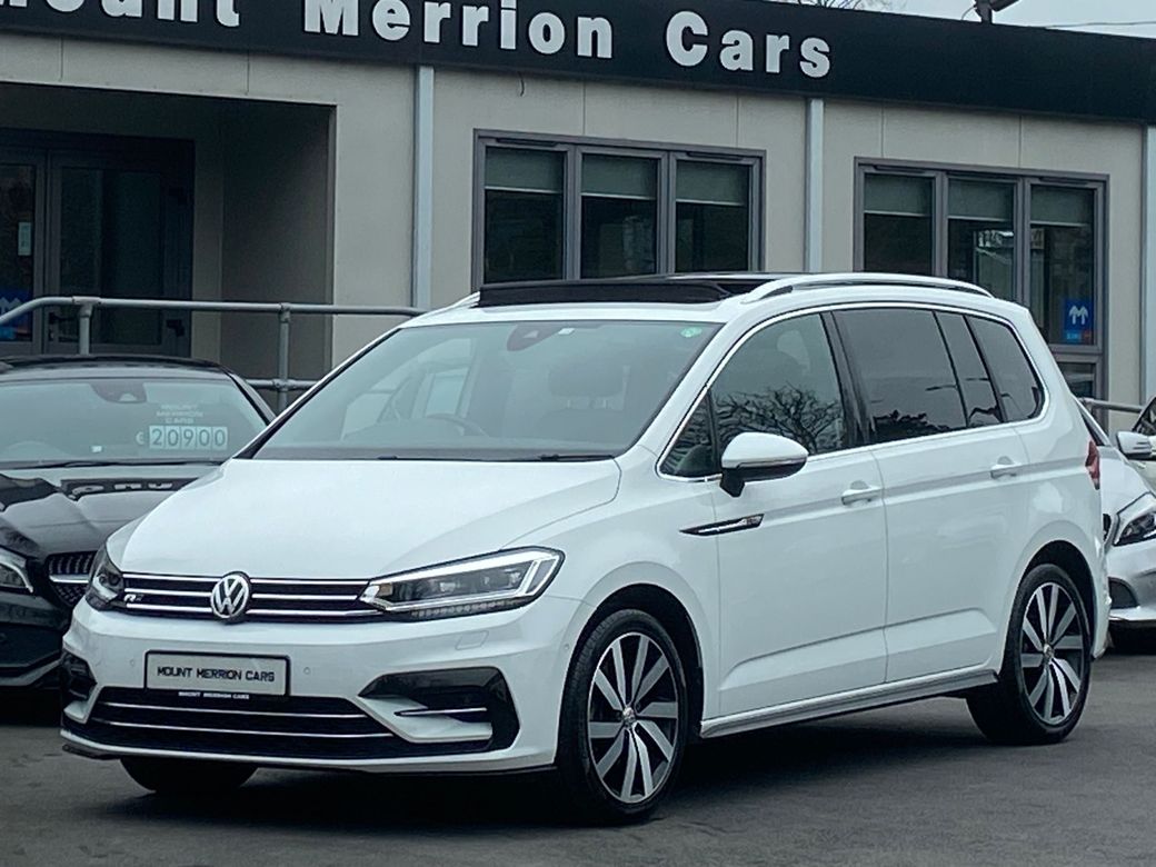 Image for 2020 Volkswagen Touran R-Line Pan Roof Stunning Car
