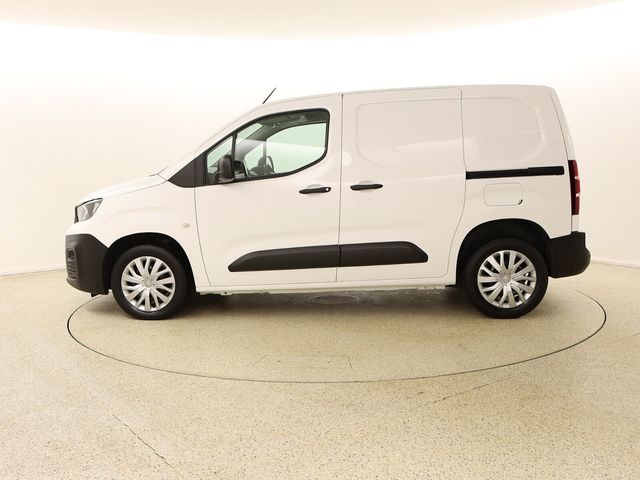 Image for 2021 Peugeot Partner 