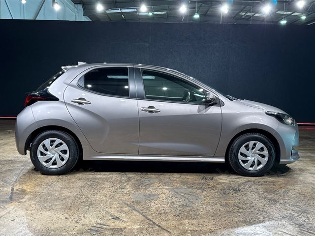 Image for 2024 Toyota Yaris 1.5 HYBRID AUTOMATIC - CRUISE CONTROL - REAR CAMERA - HEATING / AC CONTROLS - MULTI FUNCTION STEERING WHEEL