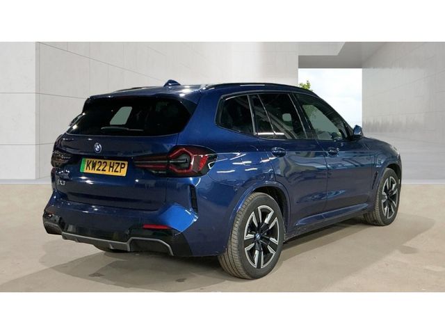 Image for 2022 BMW iX3 M SPORT (PAN ROOF / OYSTER LEATHER) AUTOMATIC **ONE OWNER / APPLE CARPLAY / DRIVING ASSIST PRO / ELECTRIC BOOTLID / ELECTRIC SUNROOF / HEATED STEERING WHEEL / SAT NAV / REVERSE CAMERA**