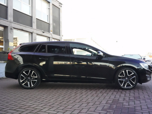 Image for 2016 Volvo V60 