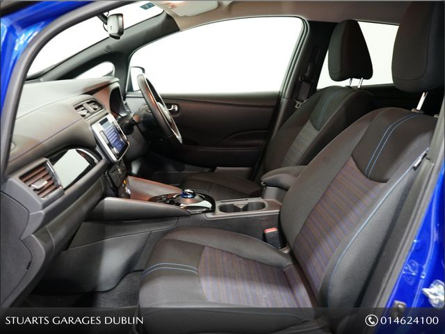 Image for 2022 Nissan Leaf 40k EV SV Premium 40KW * ONE OWNER *