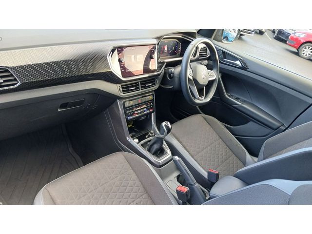 Image for 2023 Volkswagen T-Cross R-Line 1.0 TSI 110HP **ANDROID AUTO & APPLE CAR PLAY, BLUETOOTH, FINANCE AVAILABLE**