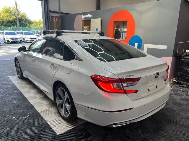 Image for 2022 Honda Accord 2022 HONDA ACCORD EX 2.0 AUTOMATIC / CRUISE CONTROL / PARKING CAMERA / ELECTRIC MEMORY & HEATED SEATS / PADDLE SHIFTERS / PANORAMIC SUNROOF AND MORE