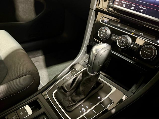 Image for 2014 Volkswagen Golf 1.4 Highline