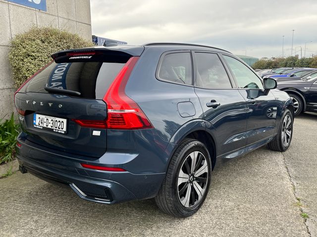 Image for 2024 Volvo XC60 T6 AWD DARK PHEV HYBRID AUTOMATIC 2.0 PETROL //HIGH SPEC//PANORAMIC GLASS ROOF//HARMAN KARDON SOUND SYSTEM//FULL LEATHER HEATED SEATS//HEATED STEERING WHEEL//PILOT ASSIST//360 PARKING CAMERAS//