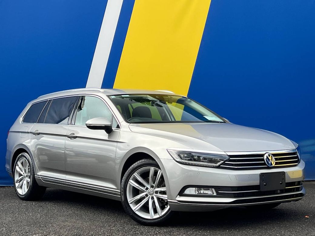 Image for 2016 Volkswagen Passat HIGHLINE 1.4 TSI AUTO // LEATHER HEATED & COOLED SEATS // FULL SERVICE HISTORY // DRIVER MASSAGE SEAT