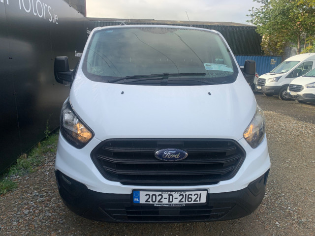 Image for 2020 Ford Transit Custom 2.0 TDCI 130 PS LWB // PRICE EXCL. VAT // 11/26 CVRT // ONE OWNER // DOCUMENTED SERVICE HISTORY // 