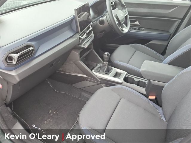 Image for 2026 Dacia Duster Expression MHEV 140 E06X
