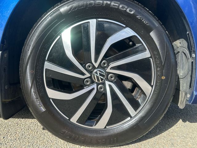 Image for 2024 Volkswagen Polo LIFE 1.0 TSI 95HP M5F