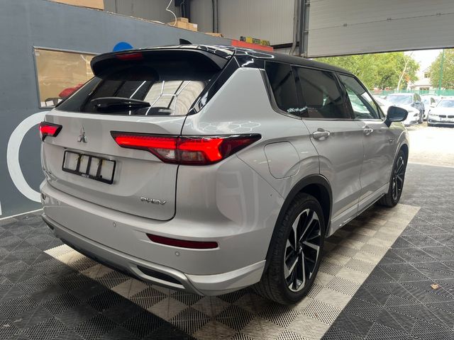 Image for 2022 Mitsubishi Outlander 2022 MITSUBISHI OUTLANDER PHEV P 2.4 AUTOMATIC / CRUISE CONTROL / 360 CAMERA / ELECTRIC MEMORY & HEATED SEATS / HEATED STEERING WHEEL / PADDLE SHIFTERS / 7 SEATS OPTION AND MORE