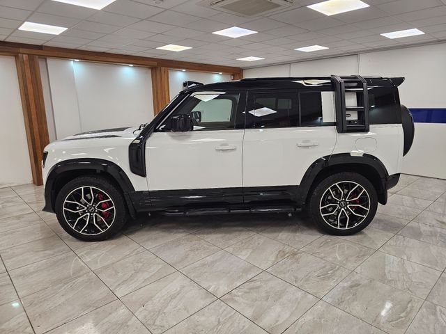 Image for 2022 Land Rover Defender 110 Huge Specification // 2.0 X-dynam HSE 404PS 