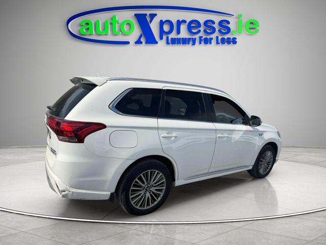 Image for 2018 Mitsubishi Outlander 2.4 4H Phev 221BHP 5DR Auto