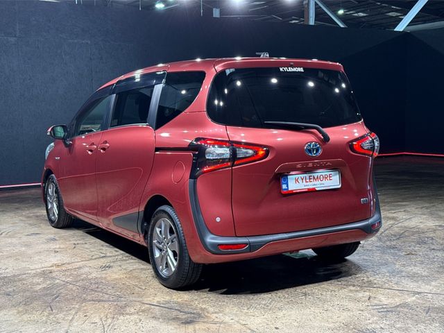 Image for 2017 Toyota Sienta 1.5 HYBRID 7 SEATER - POWER SLIDING DOORS - TOYOTA SAFETY SENSE - PUSH BUTTON START/STOP - REAR CAMERA