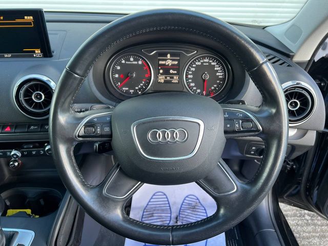 Image for 2016 Audi A3 S-LINE PACK 1.4 TFSI AUTO // FULL SERVICE HISTORY // NEW 19" S-LINE ALLOYS // ADAPTIVE CRUISE CONTROL 