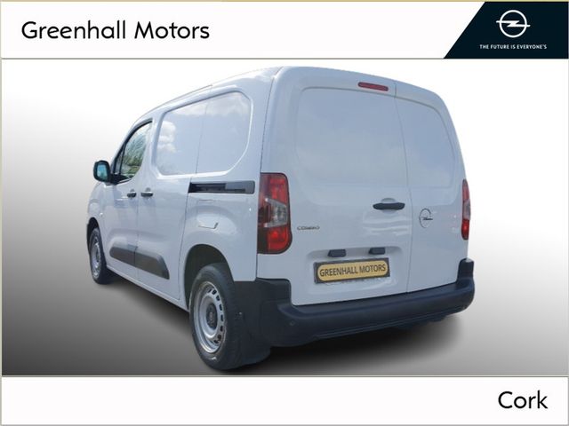 Image for 2025 Opel Combo L1H1-1.5 100PS Komfort
