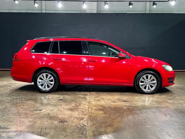 Image for 2016 Volkswagen Golf 1.2 TSI COMFORT LINE - AUTOMATIC - FACTORY ALLOYS - REVERSE CAMERA - ROOF RAIL - HEATING / AC CONTROLS 