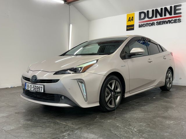 Image for 2019 Toyota Prius **LUXURY**FULL 2 TONE LEATHER**ELECTRIC SEATS**HEATED SEATS**HEAD UP DISPLAY**KEYLESS ENTRY AND START**LANE DEPARTURE WARNING**BLIND SPOT WARNING**COLLISION WARNING**AUTO LIGHTS**AUTO WIPERS**