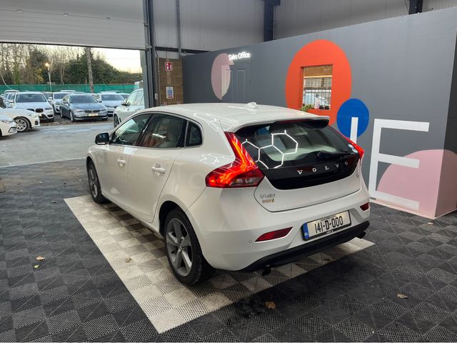 Image for 2014 Volvo V40 2014 VOLVO V40 1.6L PETROL / 59K KMS / ADAPTIVE CRUISE CONTROL, HEATED SEATS, REVERSE CAMERA & MORE