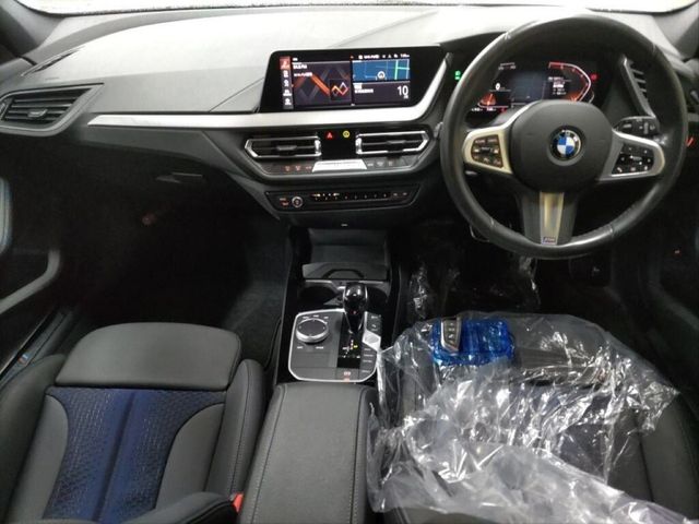 Image for 2024 BMW 1 Series 118I M SPORT - 1.5 AUTOMATIC - UPGRADED ALLOYS - HALF LEATHER - M SPORT STITCHING/BADGING - DIGITAL DASH - REAR CAMERA/PARKING RADAR