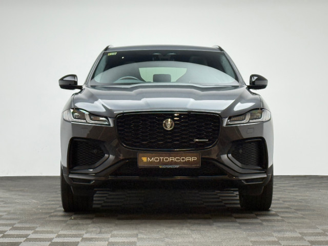 Image for 2024 Jaguar F-Pace R-DYNAMIC HSE BLACK P400E