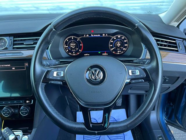 Image for 2018 Volkswagen Passat VARIANT HIGHLINE 2.0 TDI AUTO // LEATHER HEATED COOLED SEATS // DRIVER MASSAGE SEATS // APPLE CARPLAY/ANDROID AUTO