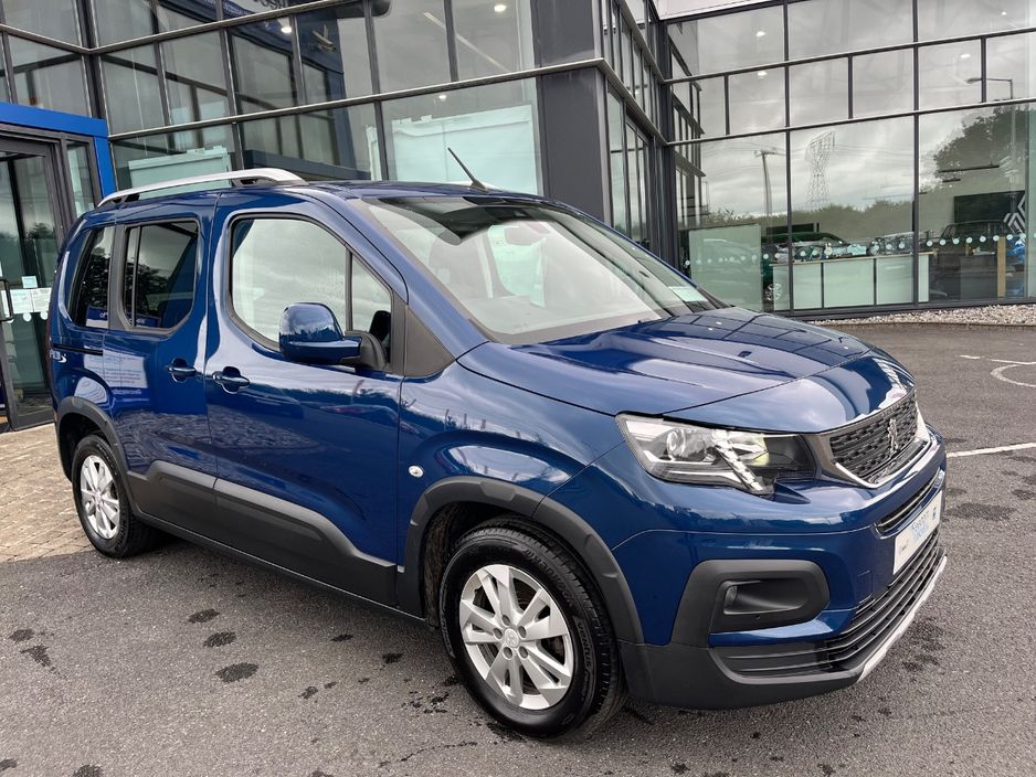 Image for 2020 Peugeot Rifter Wheelchair Accessible