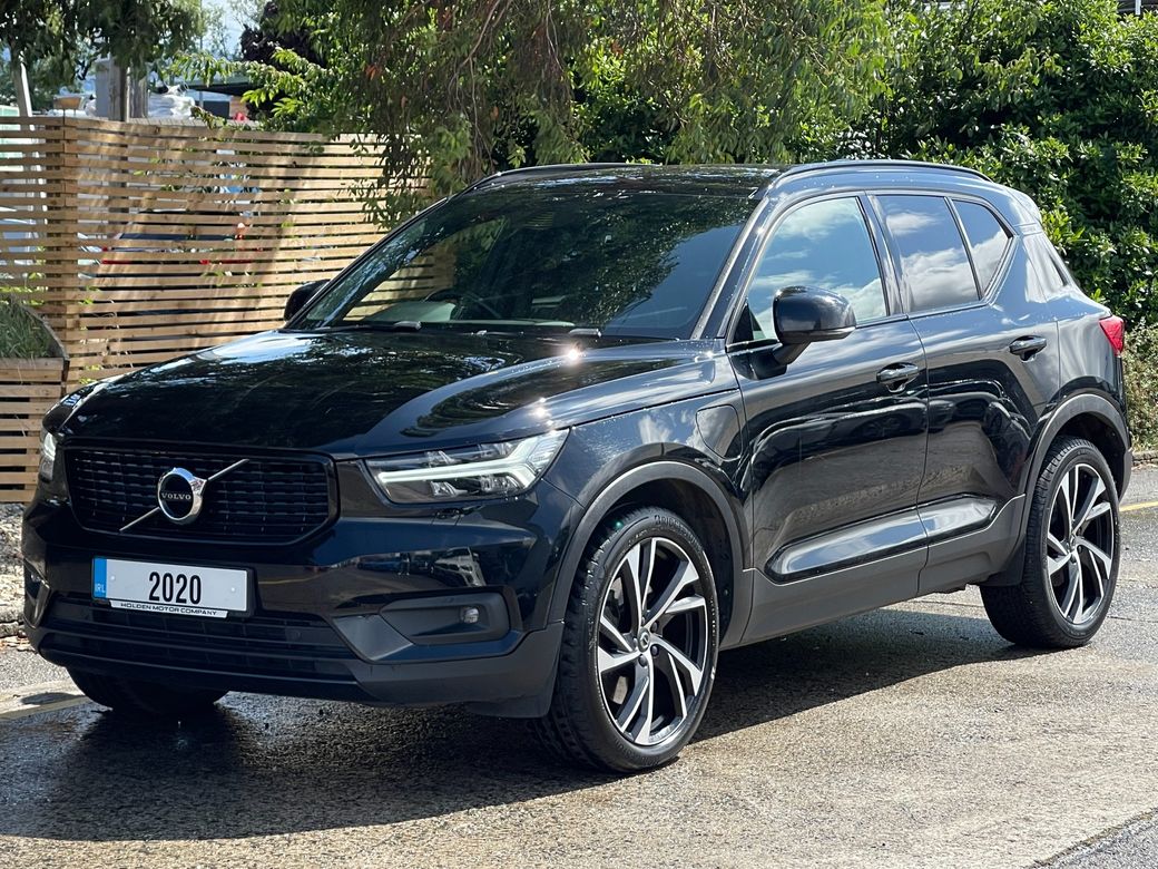 Image for 2020 Volvo XC40 RECHARGE T5 R-DESIGN PRO