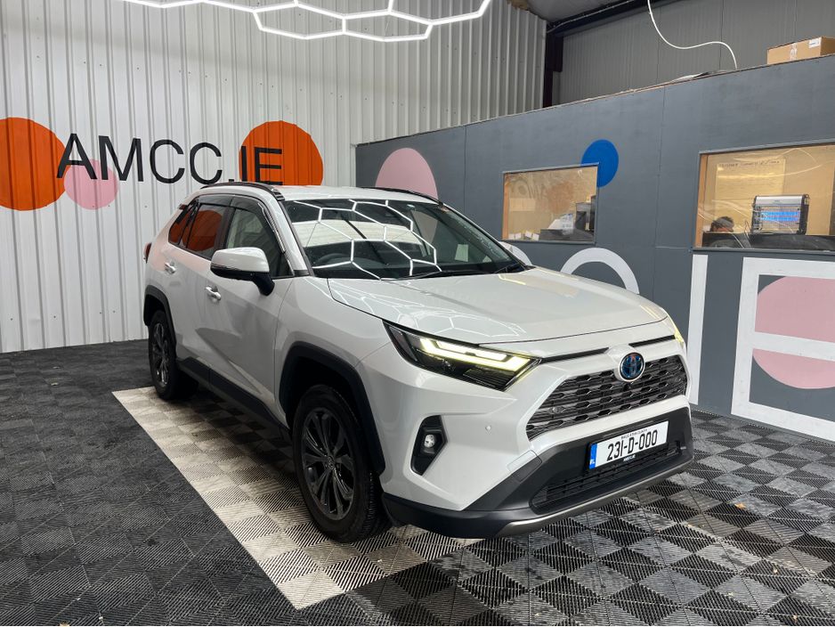 Image for 2023 Toyota Rav4 €39950 2023 TOYOTA RAV4 HYBRID G 4WD 2.5 AUTOMATIC / CRUISE CONTROL / 360° CAMERA / ELECTRIC MEMORY & HEATED SEATS / HEATED STEERING WHEEL AND MORE