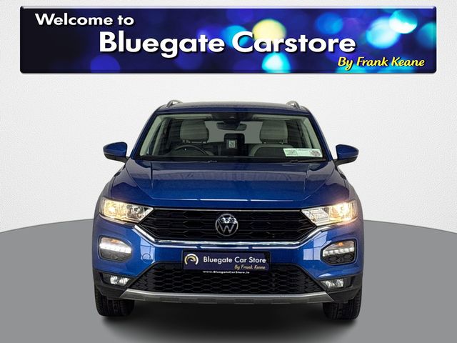Image for 2022 Volkswagen T-Roc DESIGN 1.0 TSI MANUAL **FULL BLACK AND GREY LEATHER INTERIOR**FRONT HEATED SEATS**ANDROID AUTO**APPLE CARPLAY**ELECTRONIC HANDBRAKE**AUTOHOLD**SEMI DIGITAL DASH**DUAL CLIMATE CONTROL**