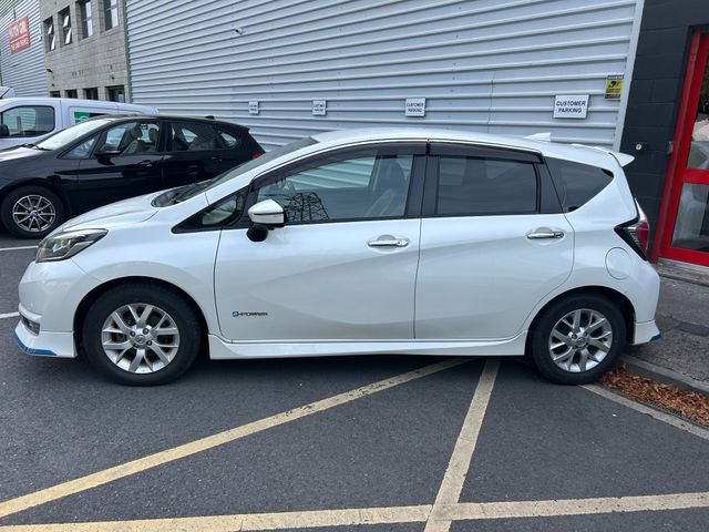Image for 2017 Nissan Note Hybrid Sport